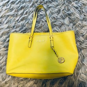 Michael Kors Jet Set Travel Tote